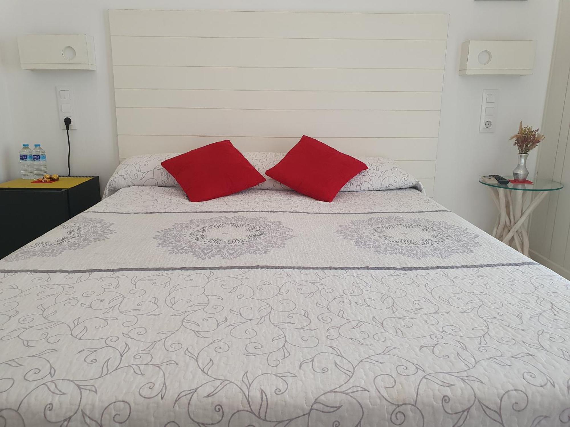 Hostal Mi Campana Денія Екстер'єр фото